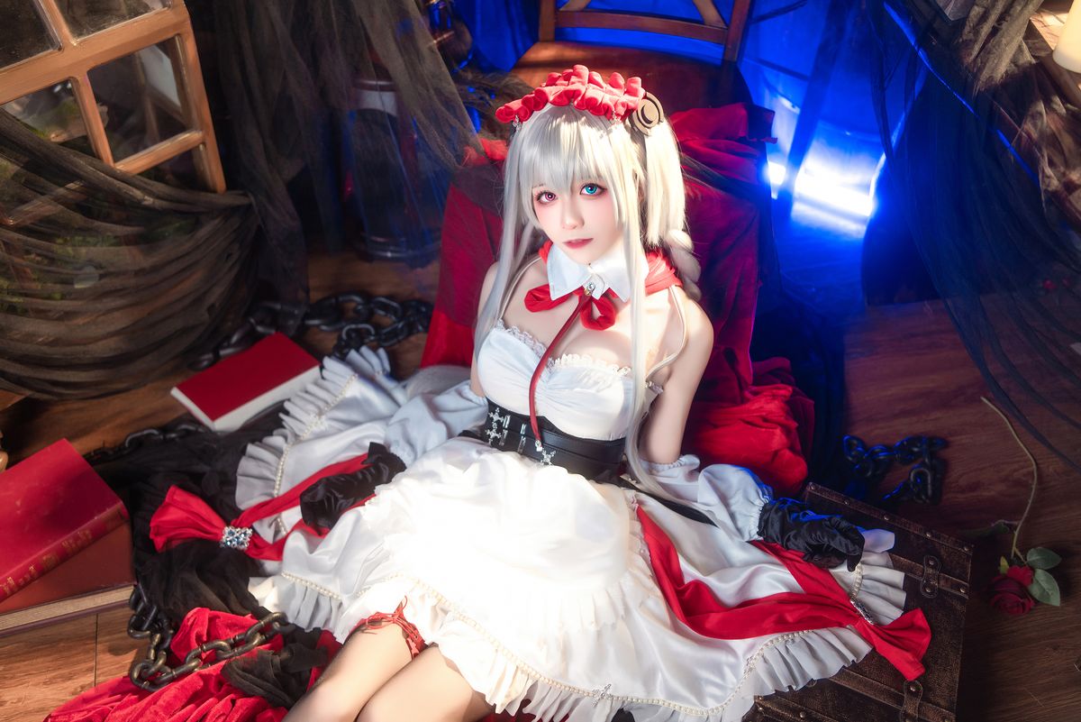 Coser@Tomoyo酱 – 碧蓝航线 埃尔宾小红帽 (31P)