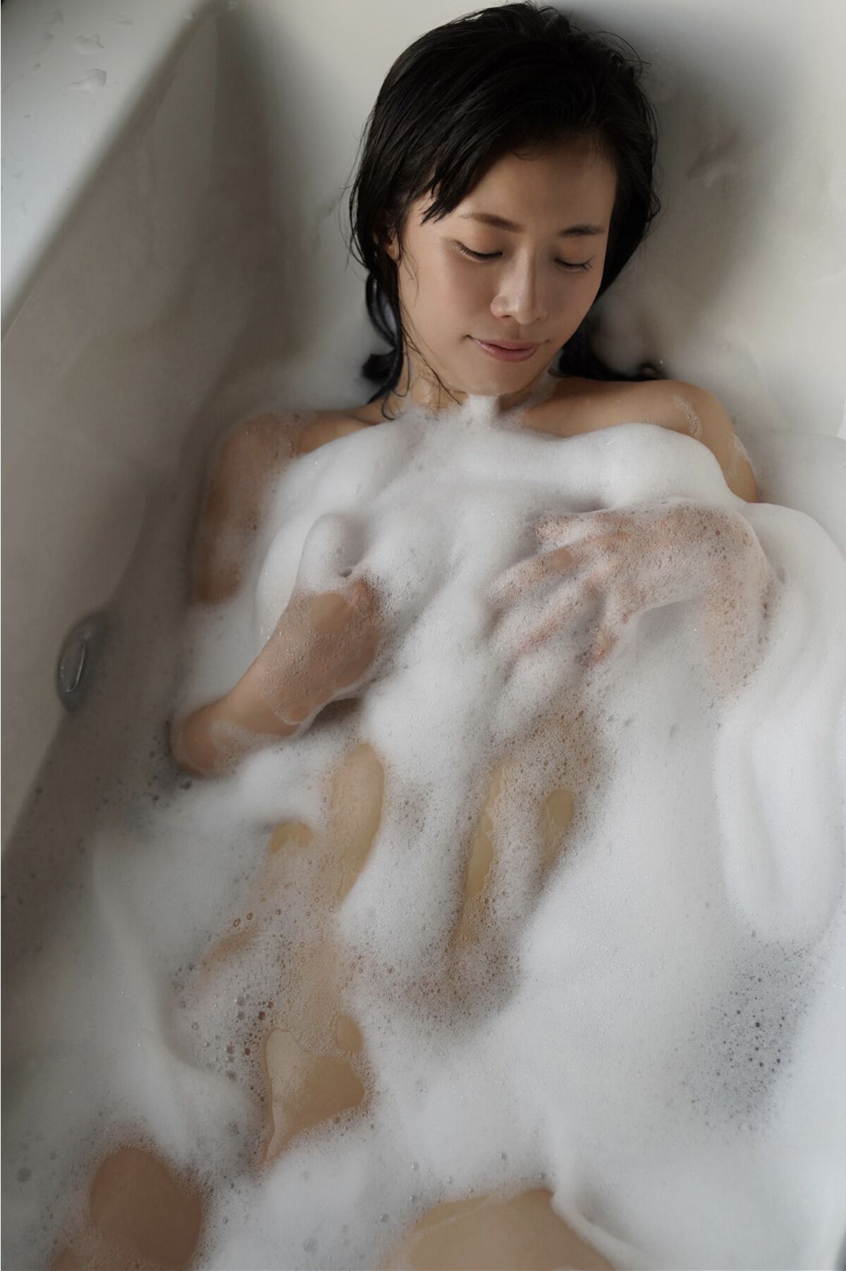 JP Ichiha Amatsu 天津いちは – FRIDAYデジタル写真集 元JR東日本社員がまさかのフルヌード Vol.2 (76P)