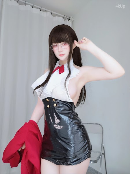 Coser@白银81 [Fantia] 2024年11月会员合集（16套）