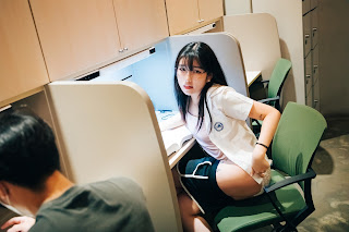 [Loozy] Sonson (손손) – Reading Room