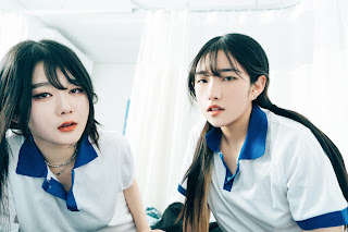 [Loozy] Sonson (손손) x Zia (지아) – Bitch Academy