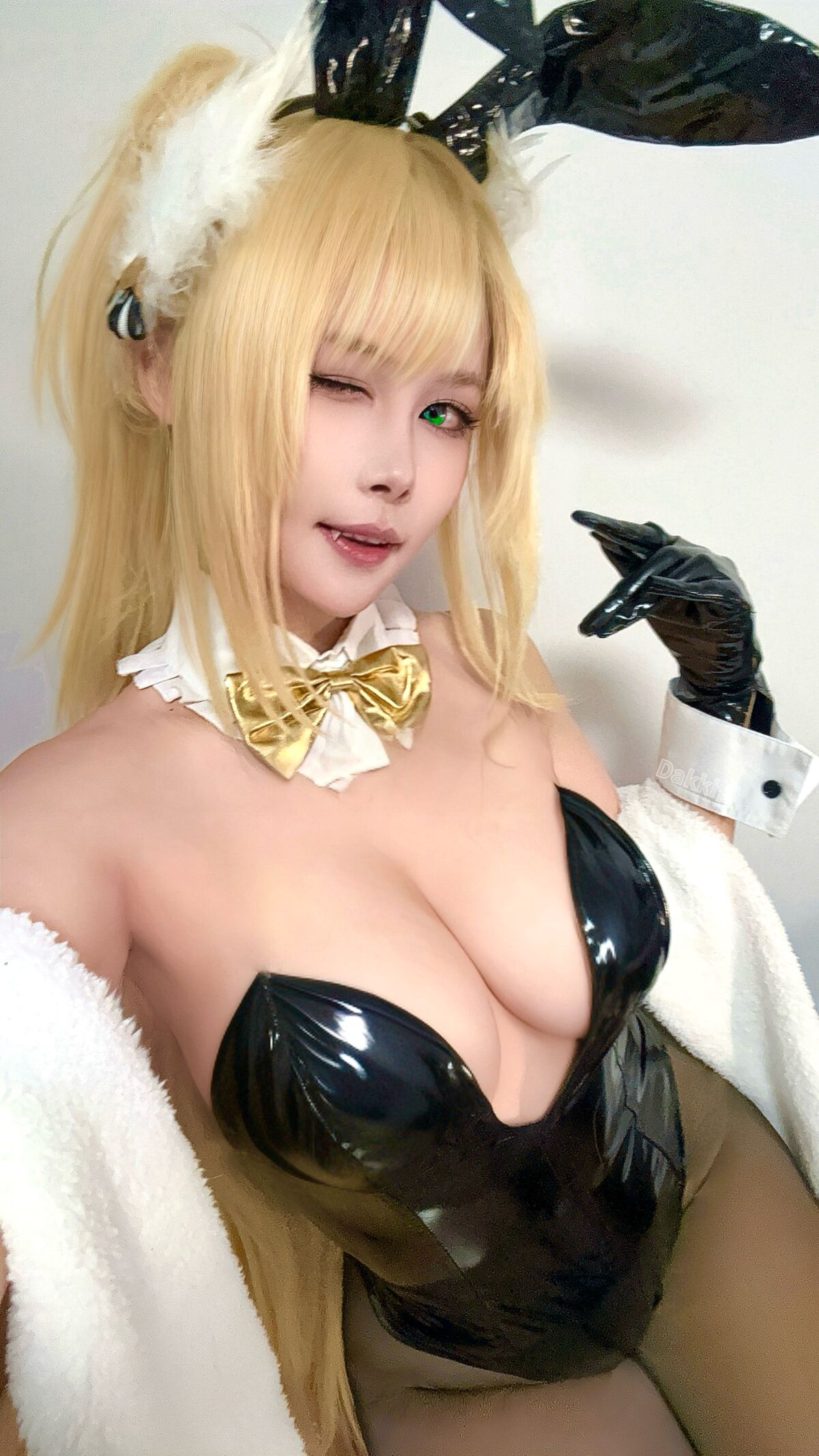 Coser@Dakki伊 – Nikke露菲兔女郎自拍 (15P)