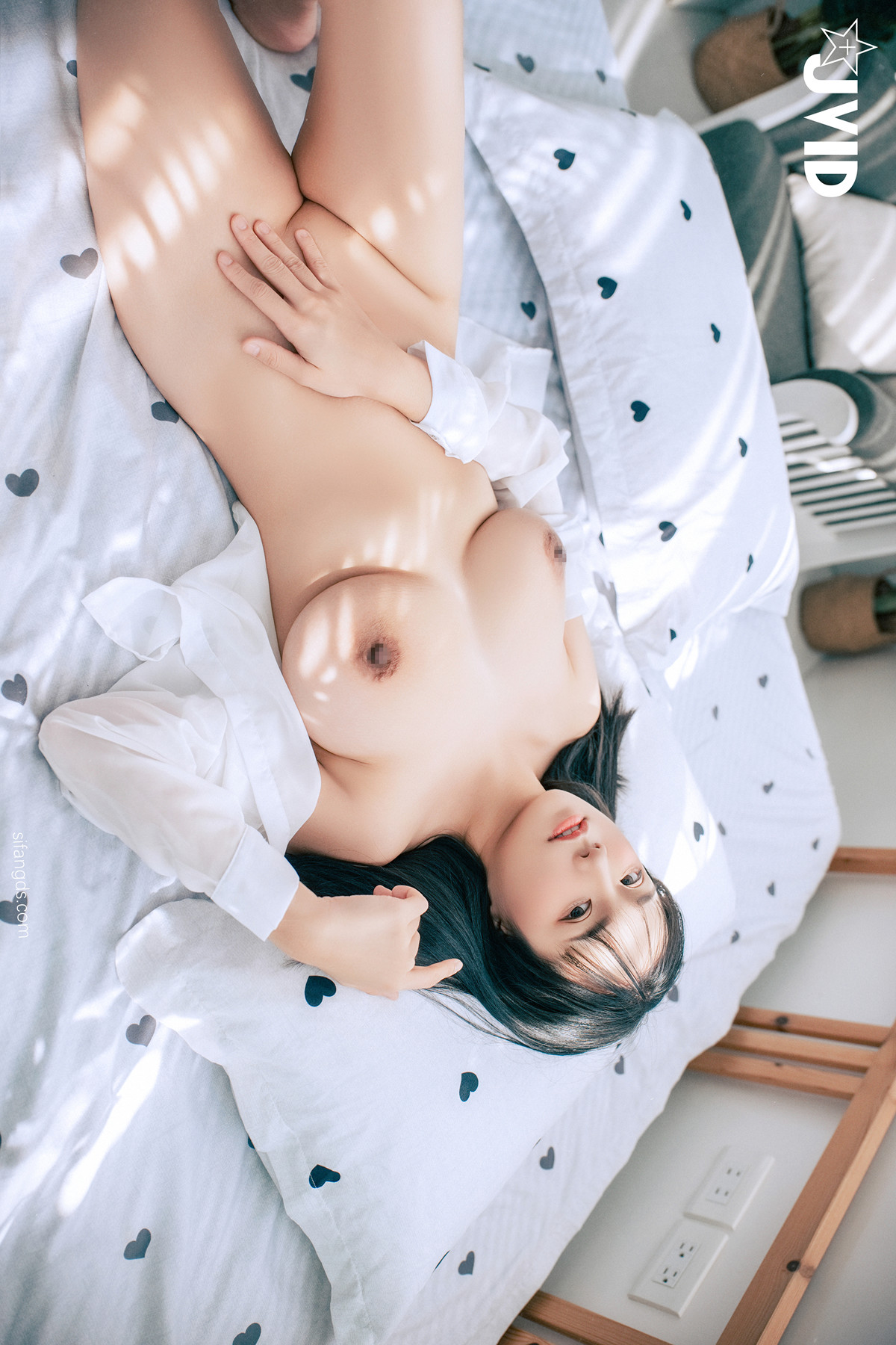 JVID Angela寶7 – 被按摩師玩弄の墮落妻子－寶七