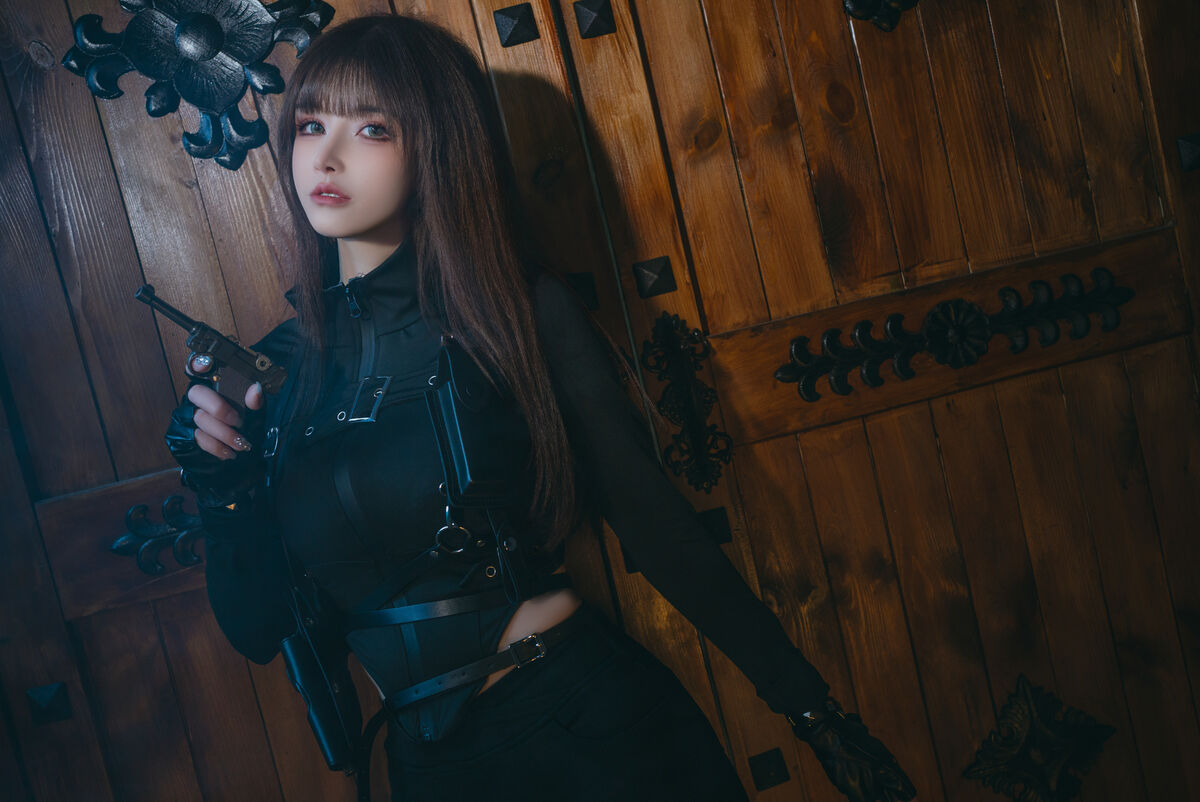 Coser@鹿八岁 – 特工的堕落 后篇 Part01 (56P – 1V)
