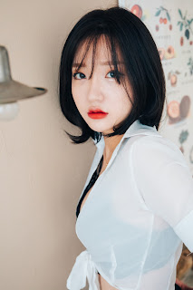 [Loozy] Son Ye-Eun (손예은) – Officegirls Vacation Vol.1