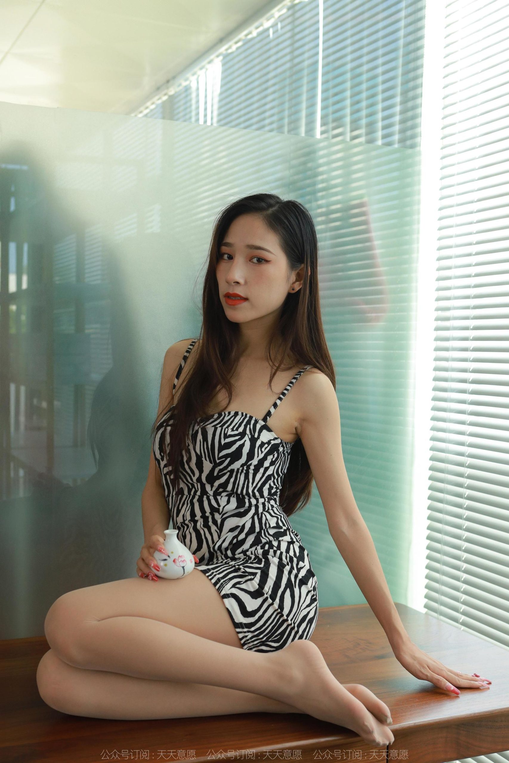 IESS异思趣向 - 模特：美子 《众享丝滑》