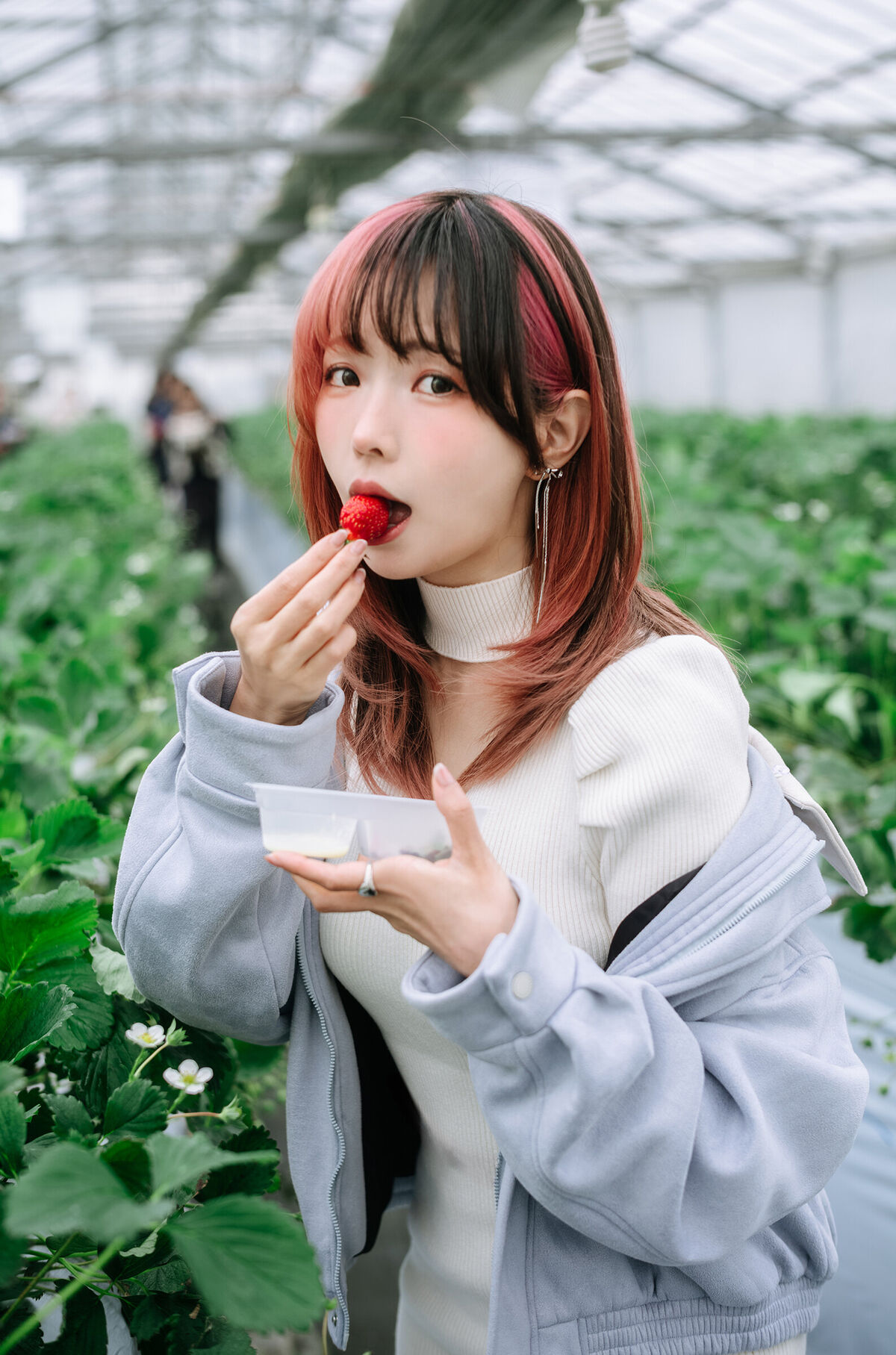 Coser@Ely_eee ElyEE子 – Strawberry Picking Date (35P – 2V)