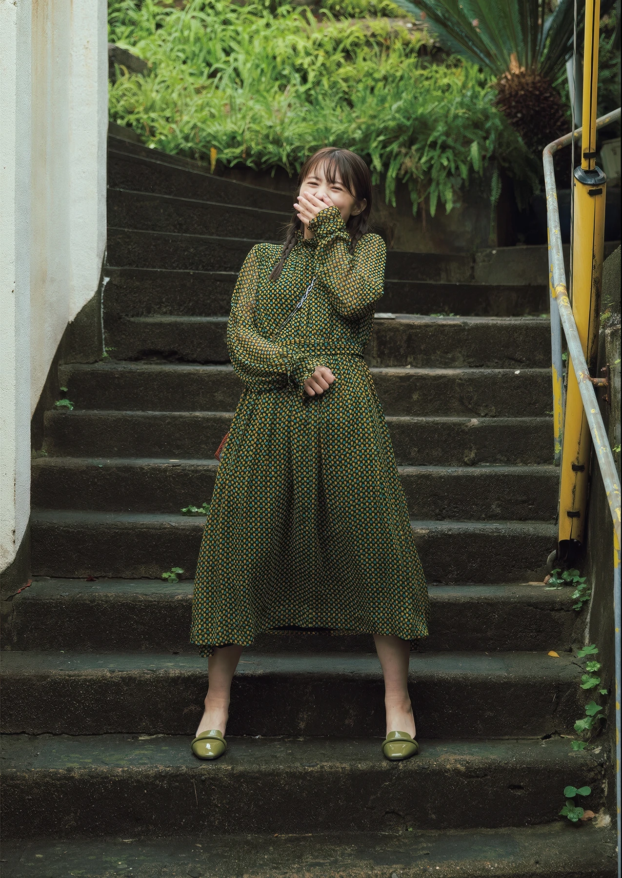 Rikako Aida 逢田梨香子, 写真集 「日々」 Set.02