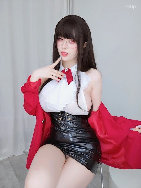 Coser@白银81 [Fantia] 2024年11月会员合集（16套）