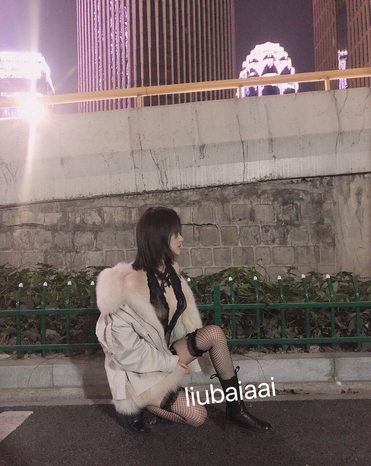liubaiaai – 極品女神美穴超粉爽爆啪啪啪 (38P – 15V)