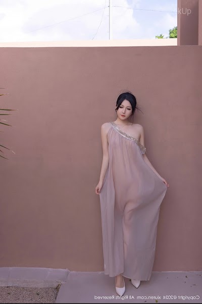 XIUREN No.9492 鱼子酱Fish