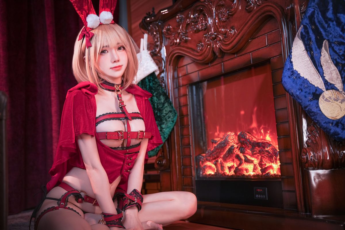 Coser@Sally多啦雪 Sally Dorasnow – Red Riding Hood (59P)