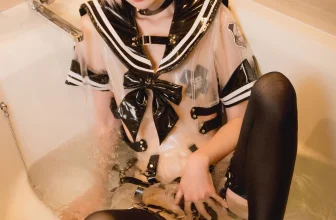 Cosplay 西園寺南香 透明 JK