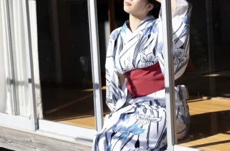 [山岡雅彌] 甜度破表！暗藏的美乳大解放 (43 Photos)