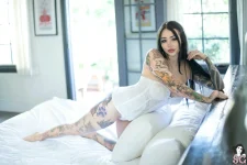 （（Suicide Girls）2025年6月11日 – Juneeberri – Morning Siren（41p）