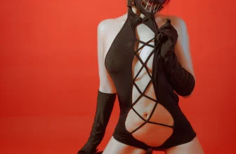 [網紅COSER寫真] 七月喵子– 被綁的忍者 [58P]