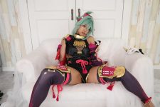 最強屬性68寫真集 前乃菜々