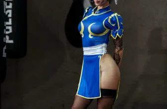 （（Suicide Girls）2025年6月15日 – 葡萄酒 – 尋找陪練（40p）