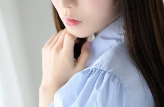 FRIDAYデジタル寫真集 海老咲あお あおに染まる vol.2 120 ページ豪華版 (129 Photos)