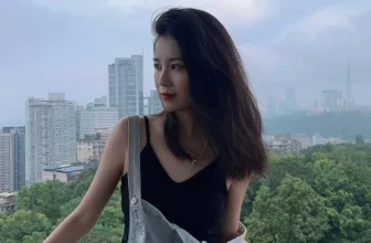 美女教師性愛啪啪～陰唇真黑耶！ (10P)