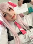 Junkenstein – Yuni selfies