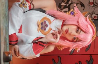 Cosplay 九言 八重神子