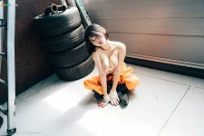 [Loozy] Zia (지아) – Garage Girl – part 02[1453MB-65photos]