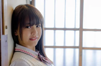 [夕美しおん] 肉肉正妹火辣身材渾圓美乳露出 (26 Photos)