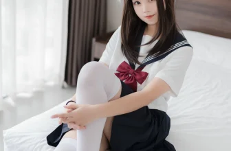 [網路收集系列]福利姬 蜜汁貓裘《 貓耳JK 》VIP福利帖[41P]