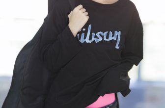 洛桑w伊梓 – 地铁吉他