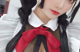 洛璃LoLiSAMA – 黑丝女仆[497MB-93photos]