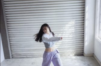 Mizuki Fukumura 譜久村聖, 写真集 「Last Scene」 Set.02