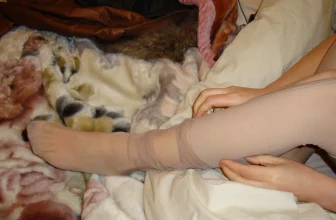 [網路收集]福利姬-寶貝燕兒 美腿人妻誘人寫真 (27P)