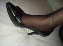 [網路收集]福利姬-柚子醬 白領美女的絲襪美腿誘惑 (23P)