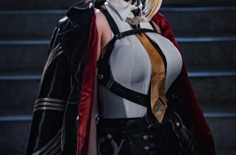 Larissa Rochefort – Evelyn Chevalier