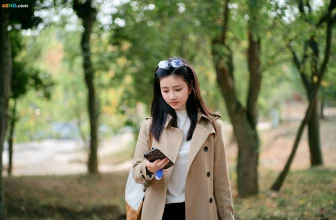 [cosplay] 年年 – 戶外枫洄[286MB-55photos]