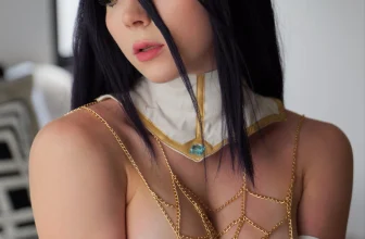 Sweetie Fox – Albedo[80MB-36photos]