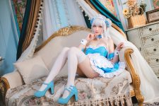 Cosplay 瓜希酱 碧蓝航线 小天鹅女仆
