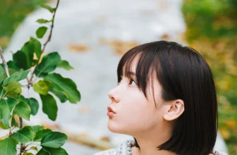 [けんけん] 火辣事業線太吸睛了！身材凹凸有致 (32 Photos)