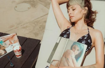 （（Suicide Girls）2025年6月25日 – Lilvixen – 游泳池早餐（45p）