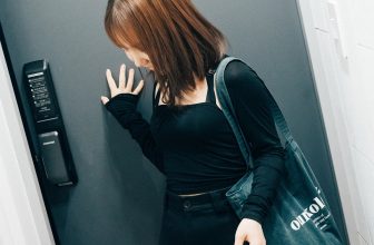 Han Yeri 한예리, Loozy ‘Visitor’ Set.01