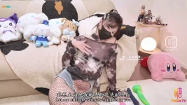 娜娜 2025-10-21 【為你做M】乳夾，肛塞，自慰棒，綠色巨屌，哪一個更能討好我的主人呢[2.60GB-18photos]