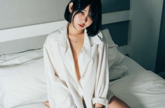 ZIA.Kwon 권지아, Loozy ‘Gel Massage’ Set.01