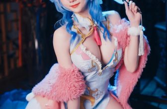 Sally Dorasnow – Ganyu QiPao