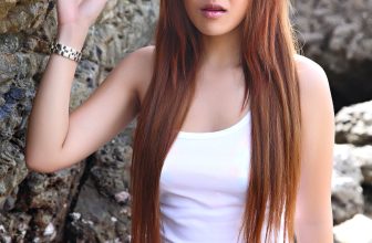 Lynn The Black Alley Photobook Set.02