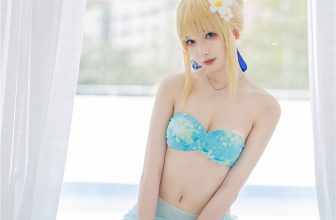 Cosplay 封疆疆v 阿尔托莉雅 潘德拉贡 泳装