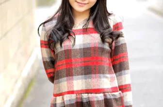 (春山彩香)拜訪多年不見的青梅竹馬 (46P)