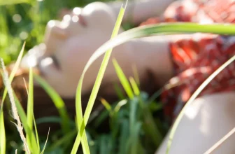 [奧田咲] 極品熟女白嫩Body炸裂 有夠撩人 (32 Photos)