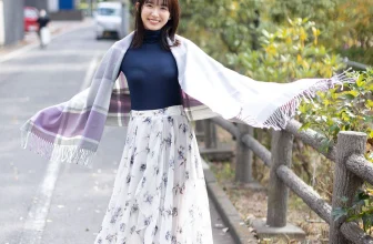 [志田音々] 甜美笑容療癒人心 身材曲線太銷魂 (25 Photos)