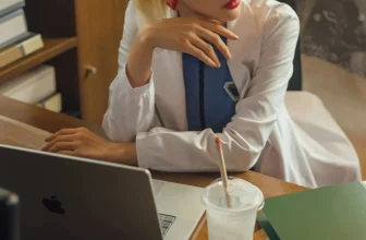 如月灰——赤木律子